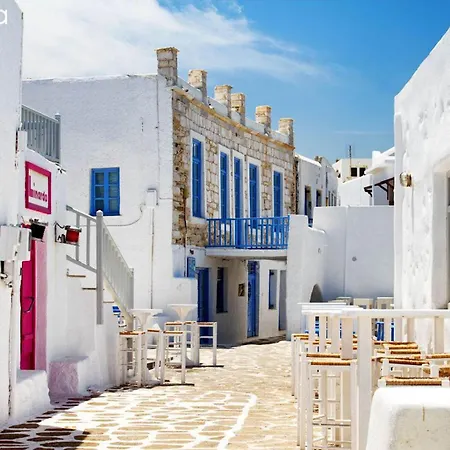 Dazzling Santorini | Mars | 1 Bedroom | Min. Children Age: 12 Years | Spacious Shared Sun Terrace And Swimming Pool With Breathtaking Caldera View | 